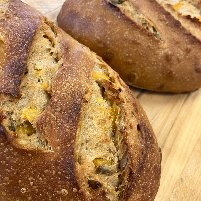Apricot Pepita loaf